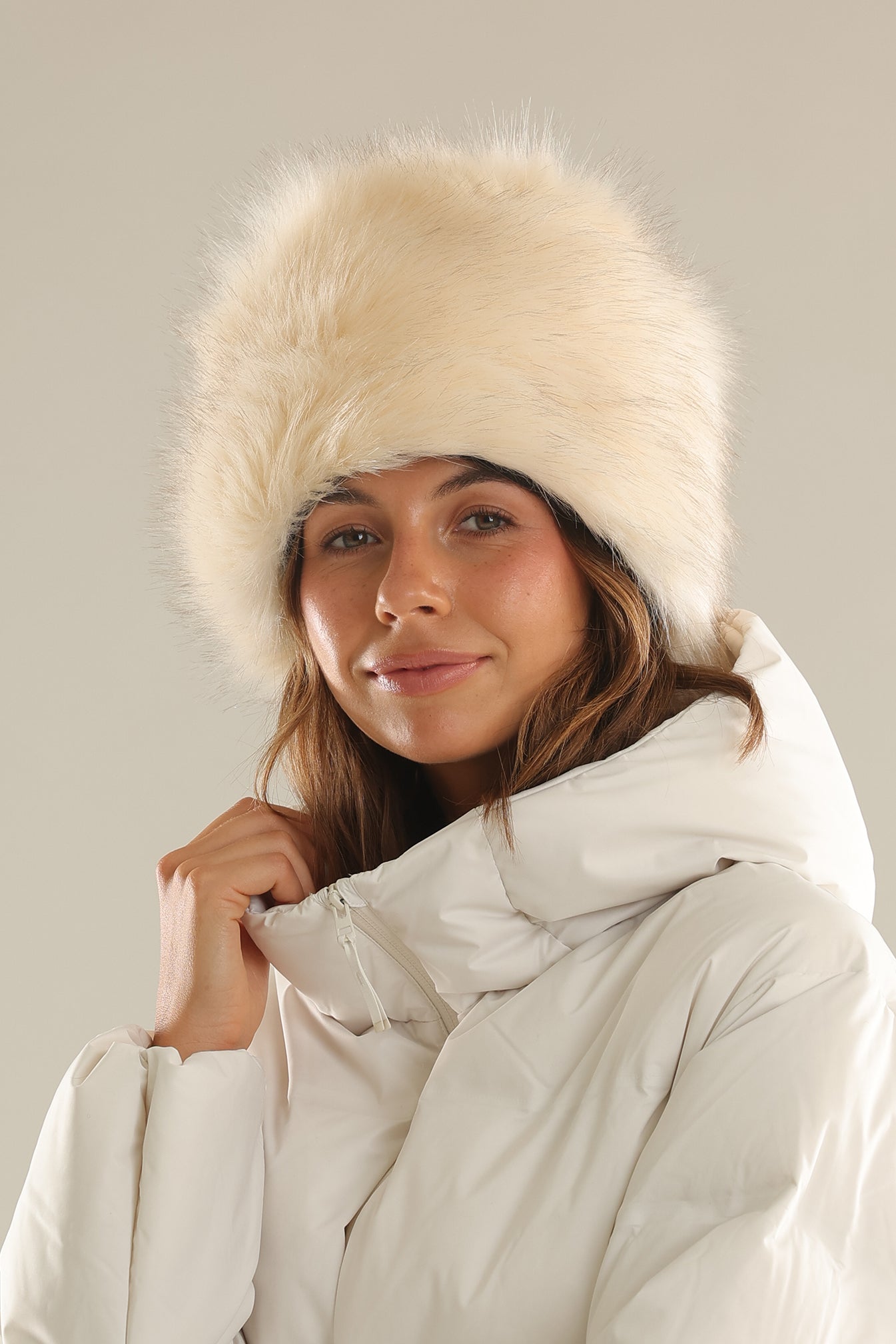 The Morgan & Taylor Elaina Faux Fur Cossack Hat in Cream  display picture 1